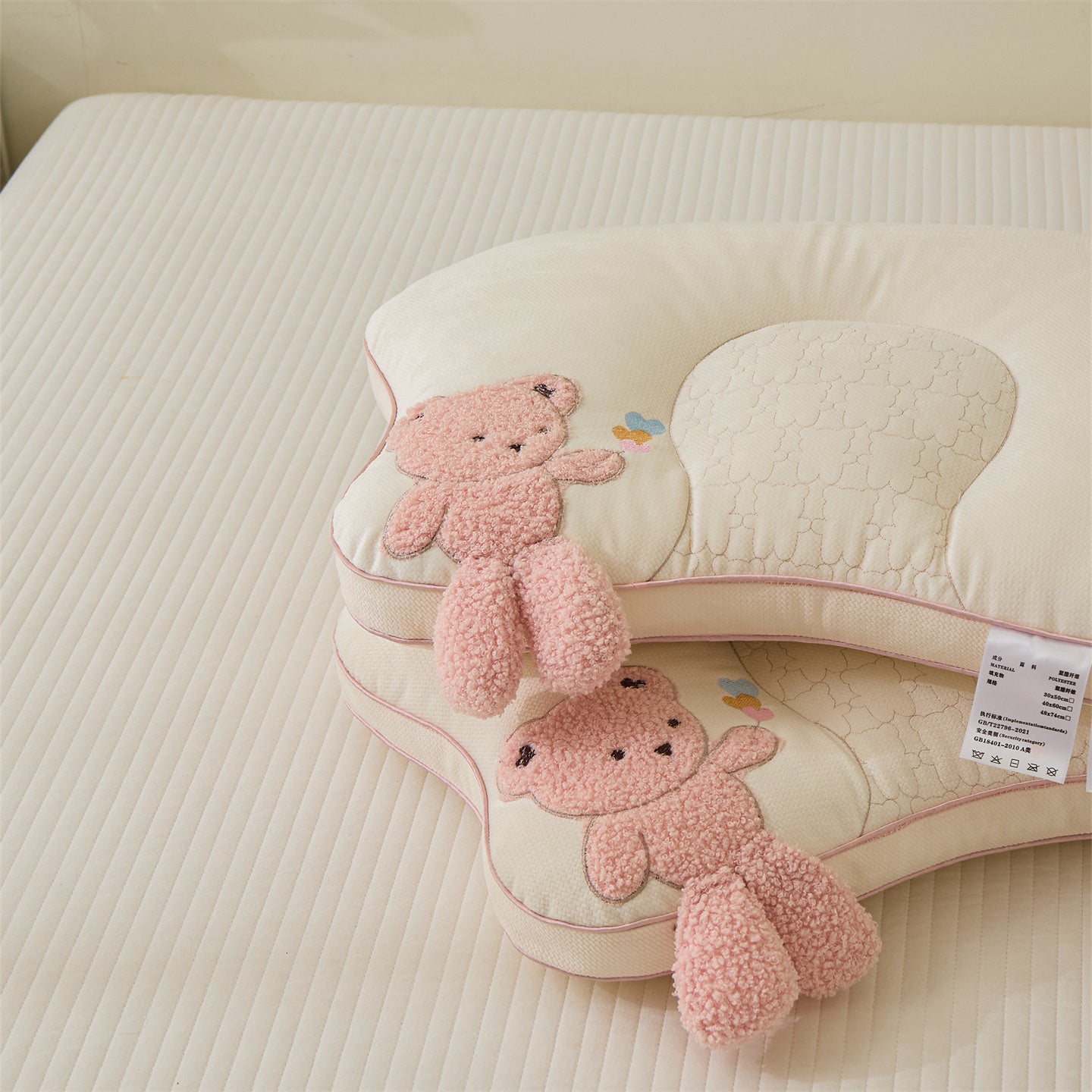 1 Adorable Bear-shaped Pillow • Plush Bear Face and Heart-shaped Cutout • Four-season Neck and Cervical Support • Soft Stuffed Animal Bed Accessory • Comfortable Fit • Supportive • All-season Support • Modern Style • Exquisite Gift